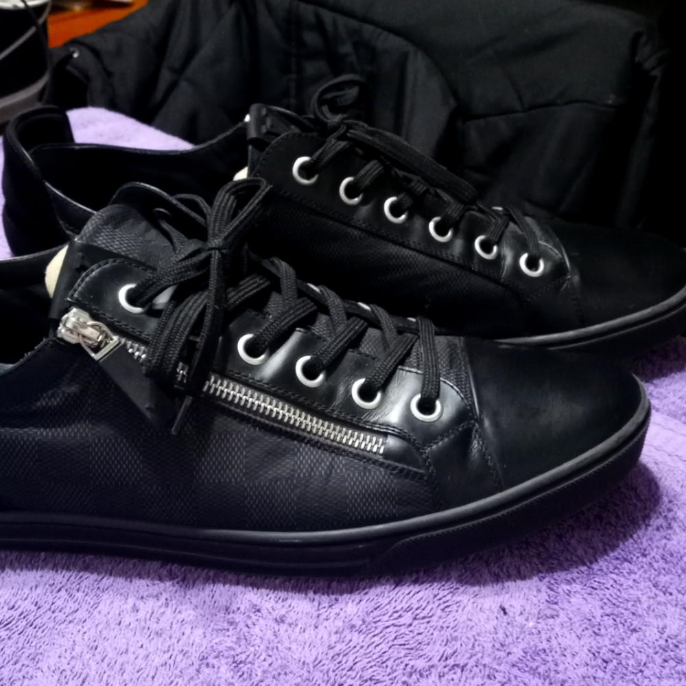 Louis Vuitton shoes size 11